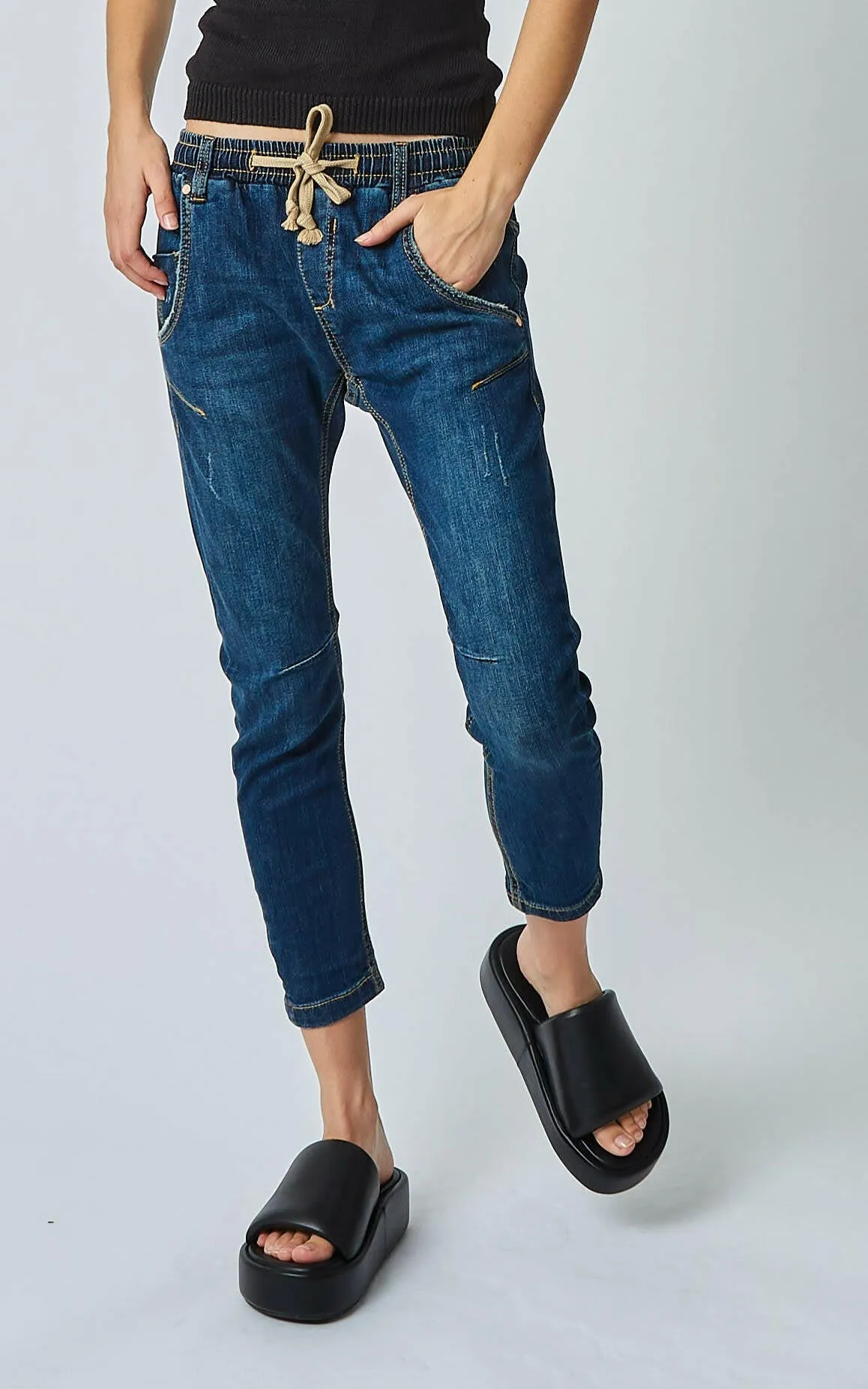 Active Astro Jeans