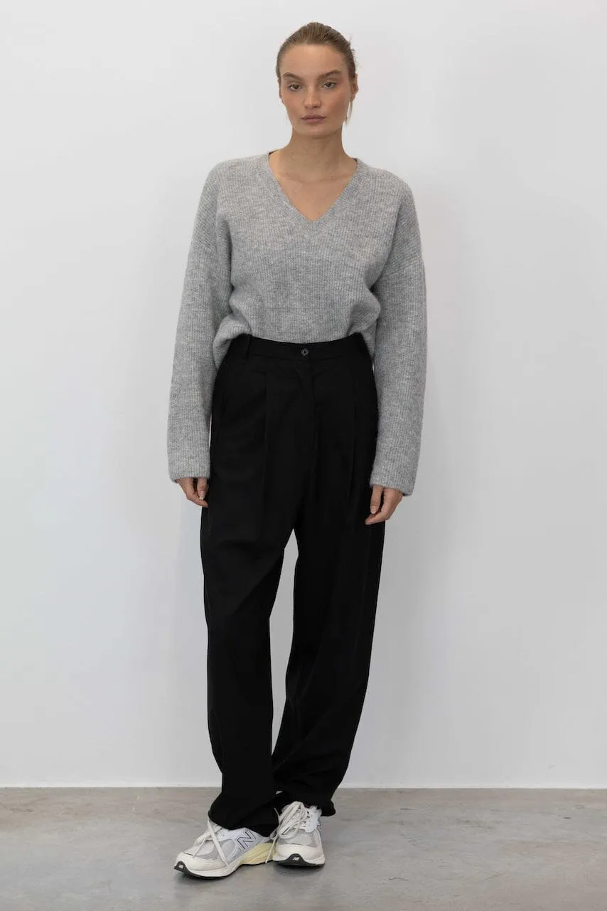 ALPHA V-NECK PULLOVER IN LIGHT GREY