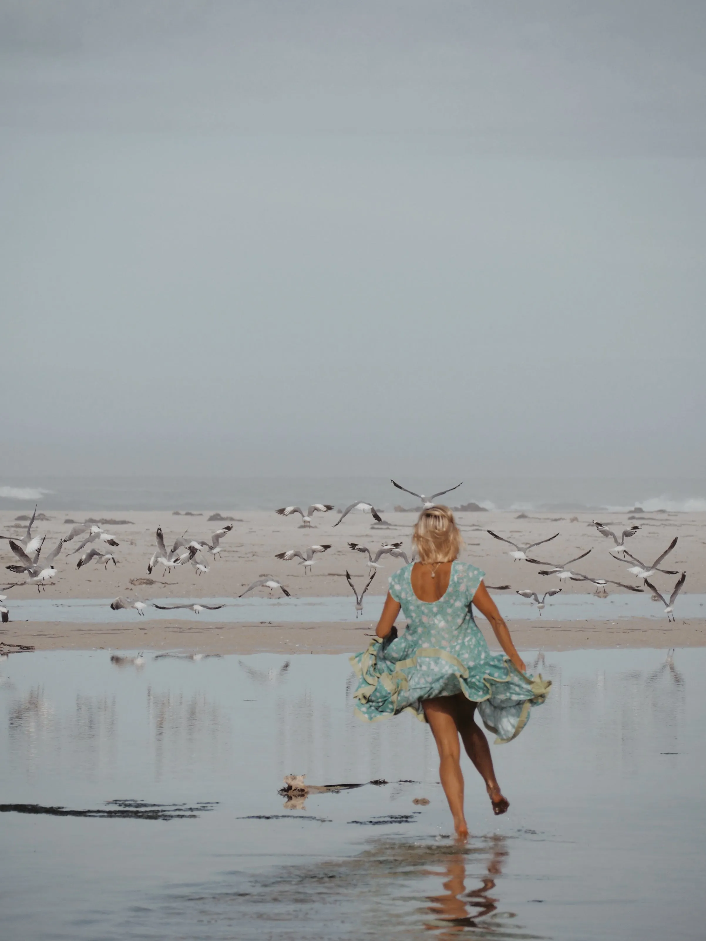 Ballerina: Into the Ocean