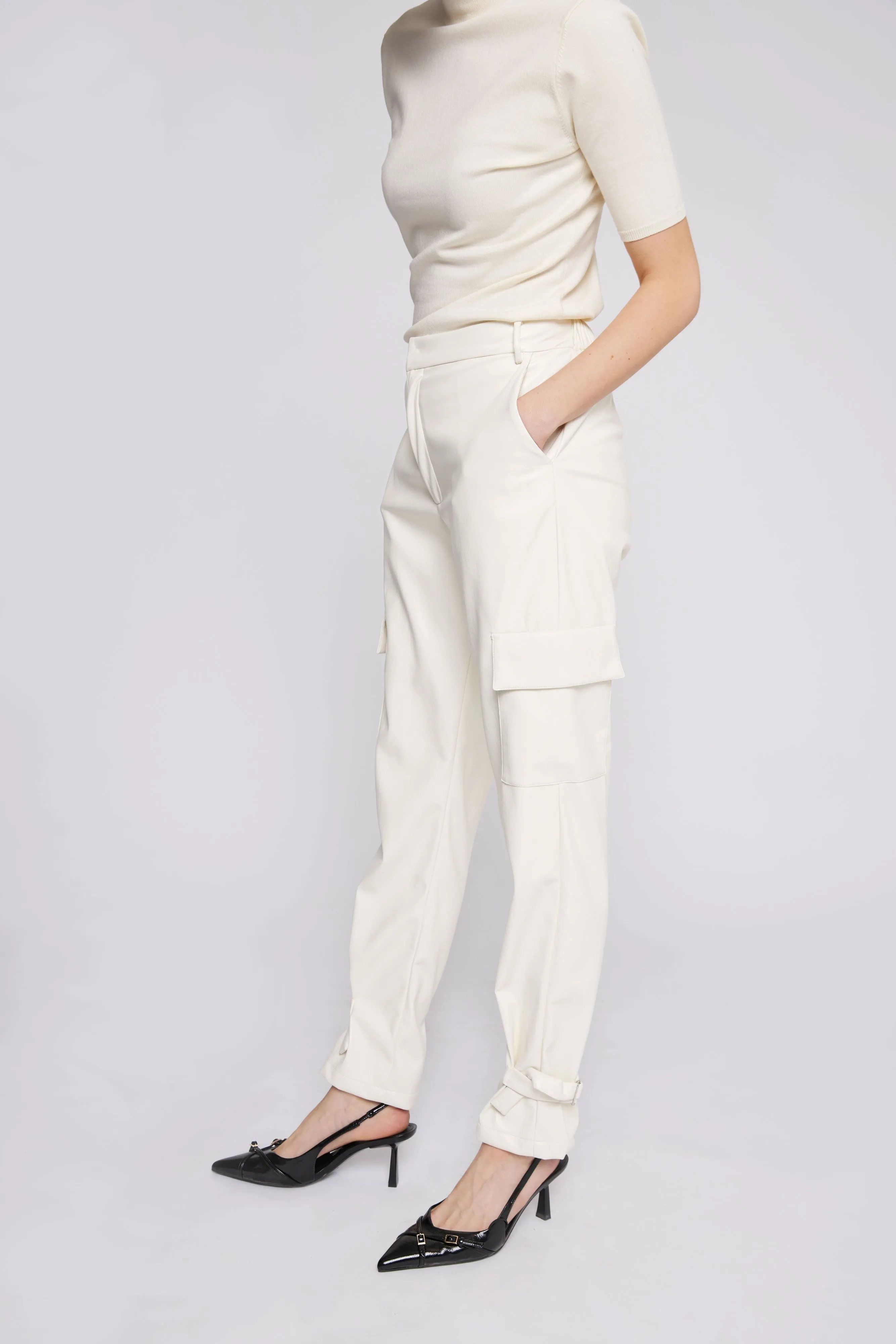 Bella Cargo Jogger Ivory