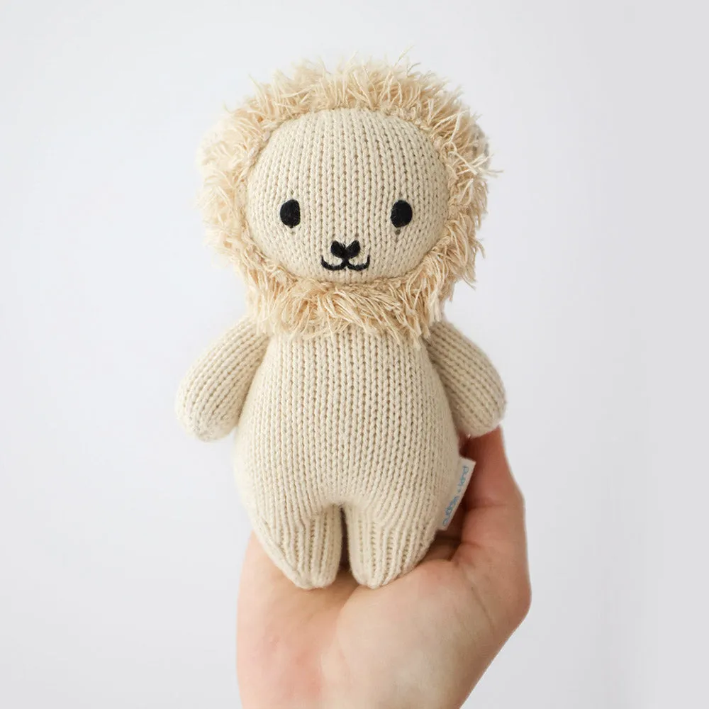 CUDDLE KIND BABY ANIMAL | LION