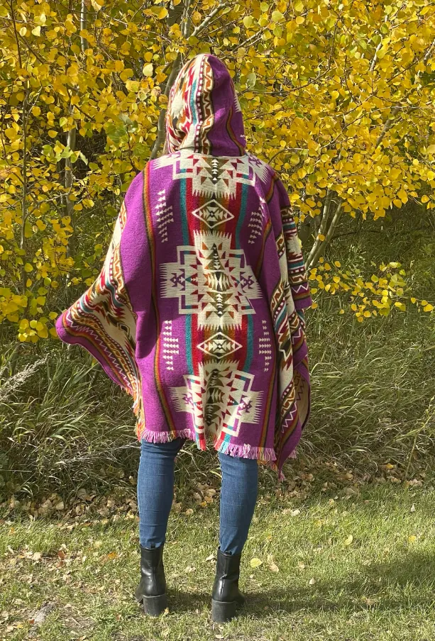 Cute Western Style Bohemian Ecuadorian Poncho