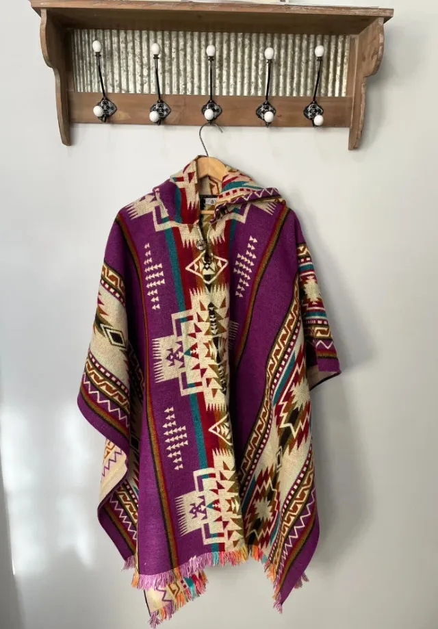 Cute Western Style Bohemian Ecuadorian Poncho