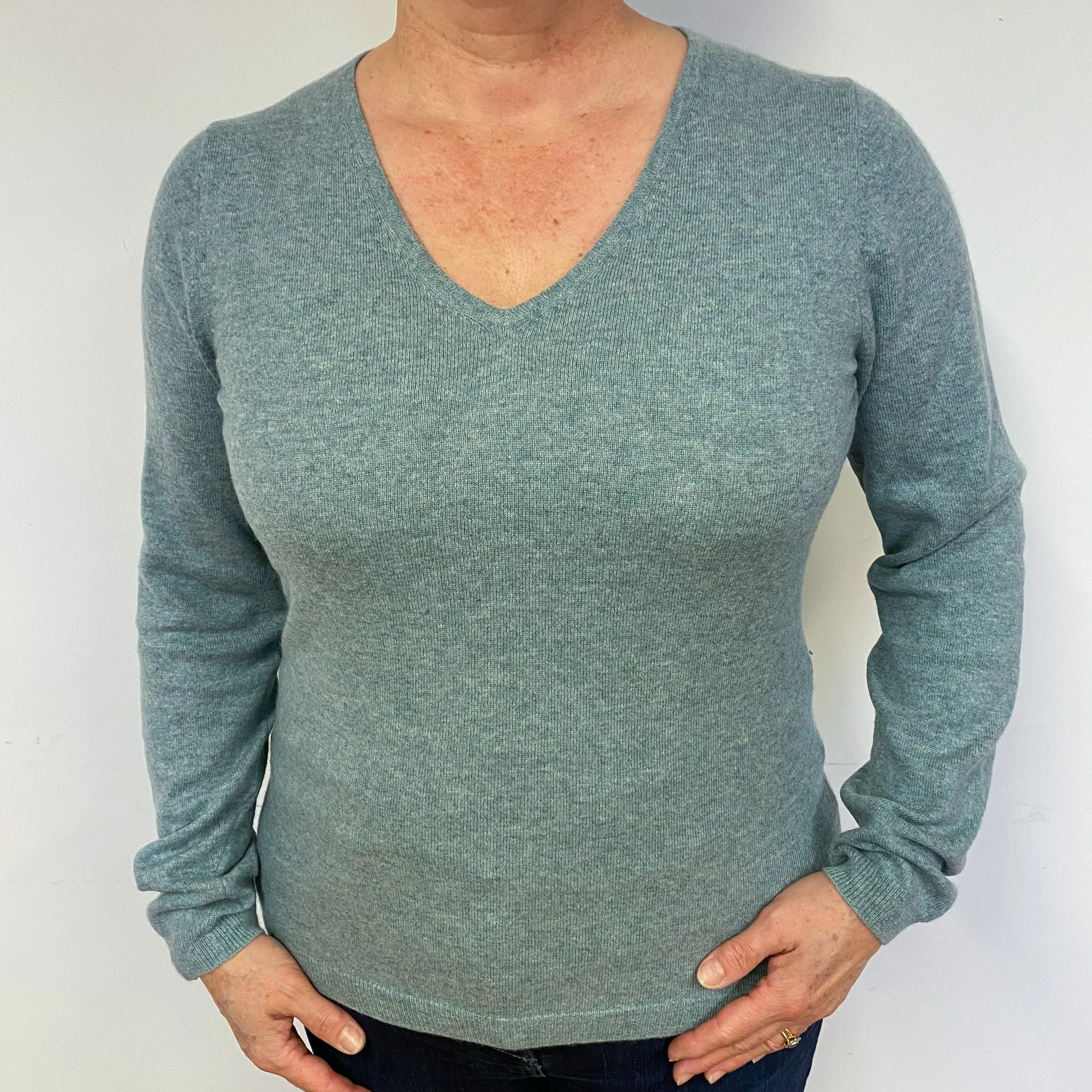 Duck Egg Green Cashmere V-Neck Jumper. Large.