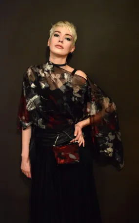 Garden Path Poncho - Poppy - One Left!