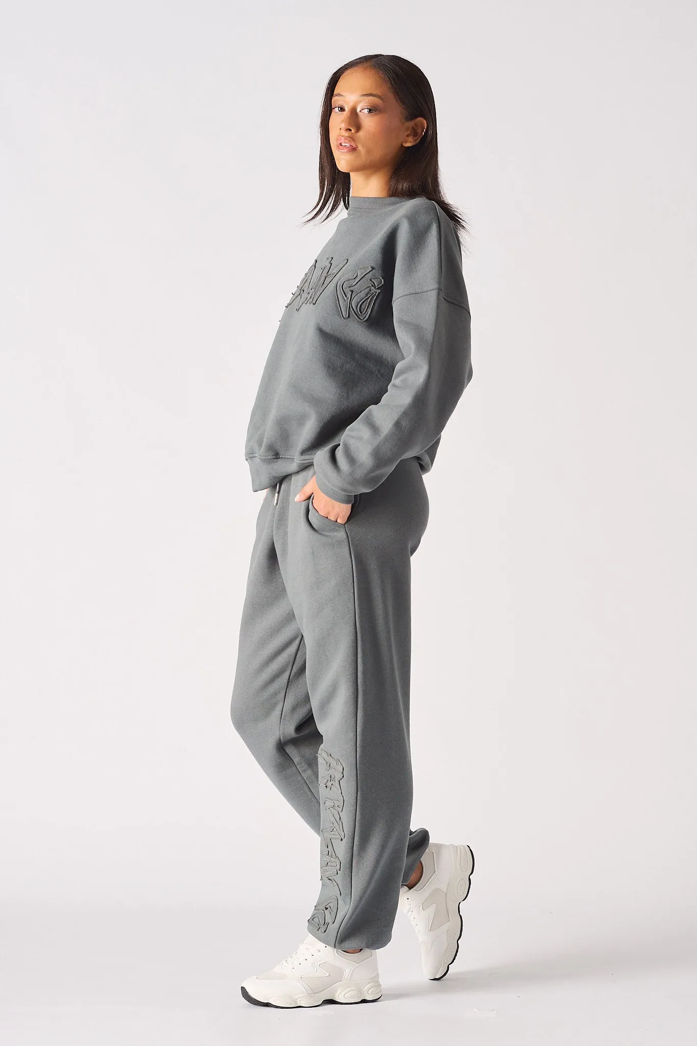 STRAIGHT LEG JOGGER - GREY
