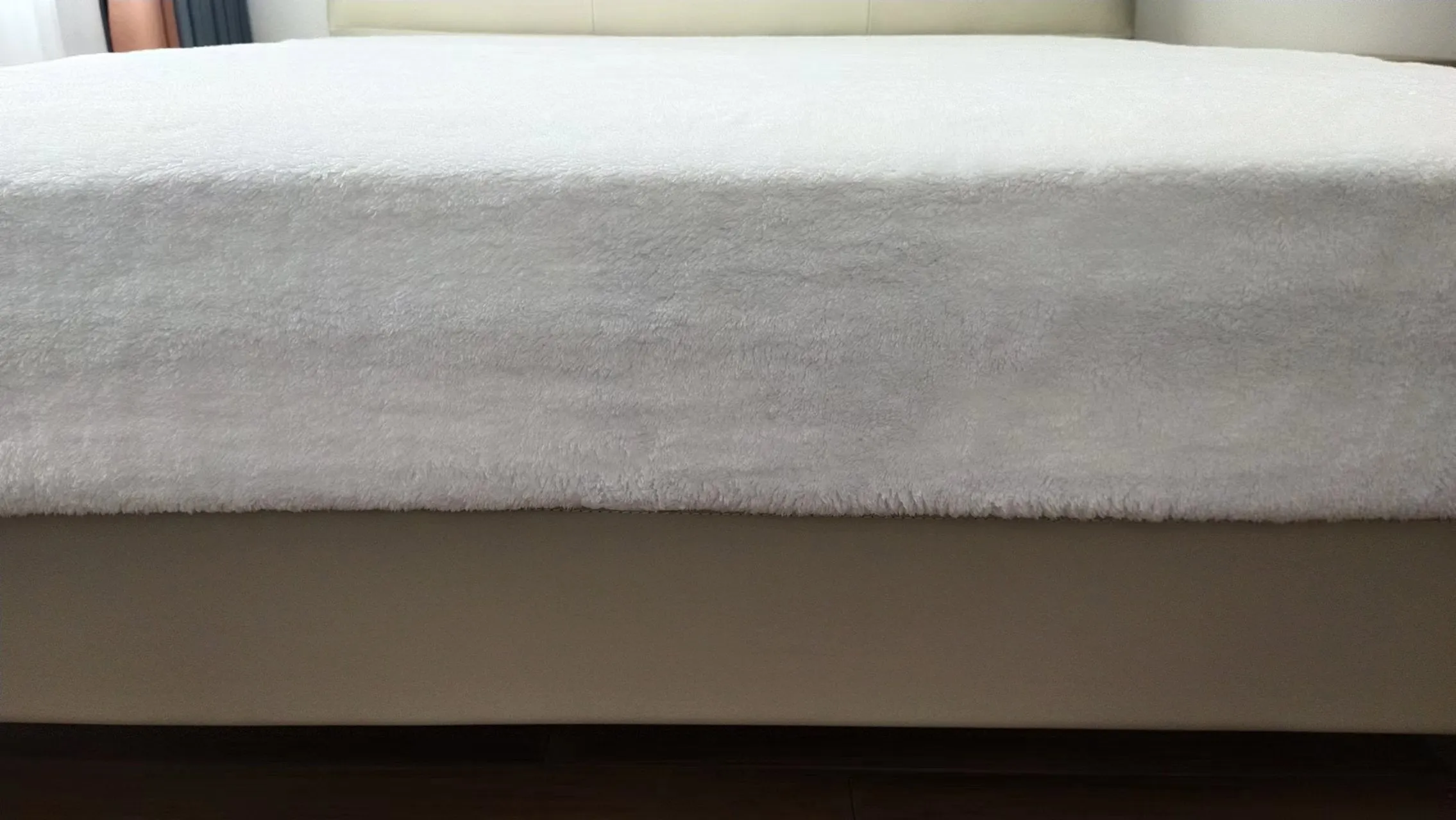 Teddy Fleece Fitted Sheet (White)