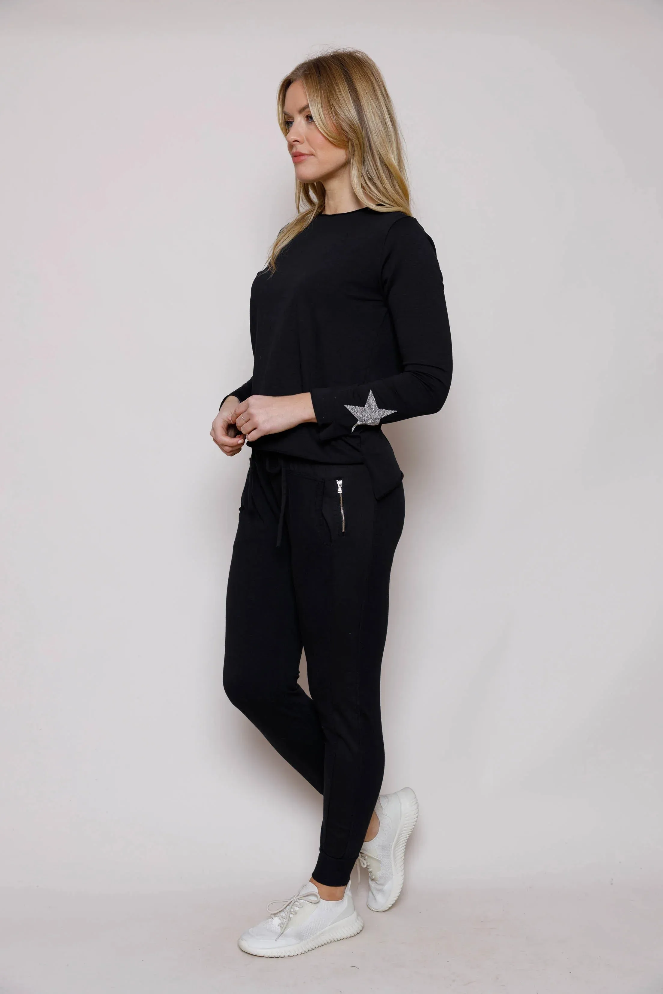 The Ultimate Joggers - Black